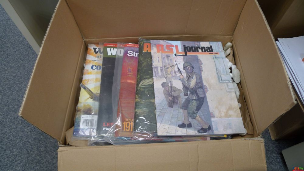 110420 magazine.jpg 110420 magazine.jpg