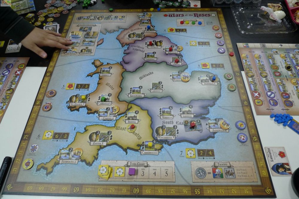 Turn1_endscore.JPG Turn1_endscore.JPG